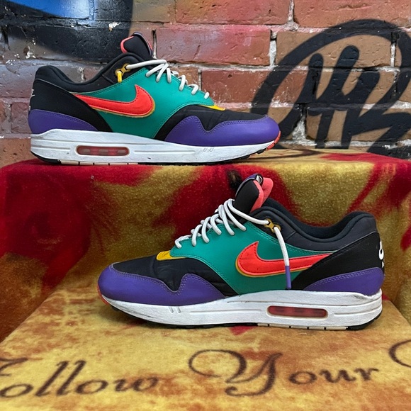 NIKE-men’s ‘Windbreaker’ AIR MAX 1 SE lace up running sneaker shoes main image 4